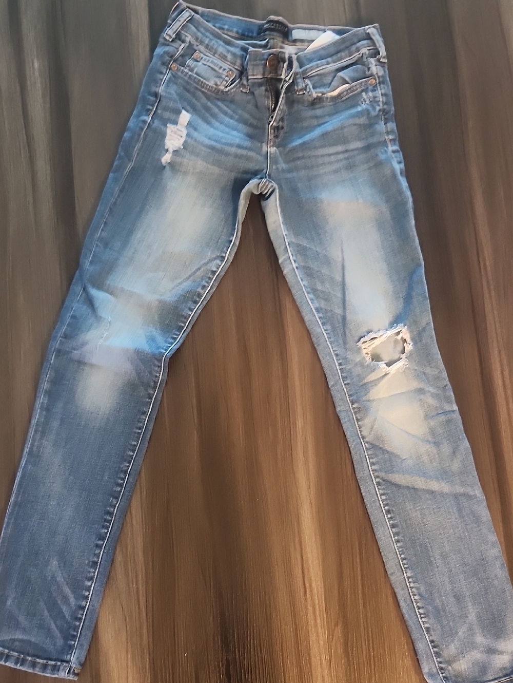 Aeropostale Light Blue Distressed Skinny Jeans for Women